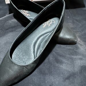 Crown Vintage Classic Black Flats